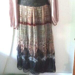 WD NY maxi full skirt sie 10